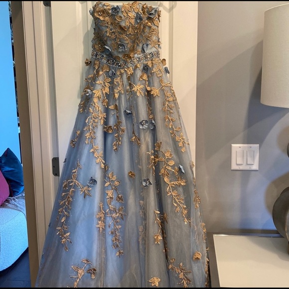 SOLD on QUEENLY Sherri Hill 53589 NWT - Picture 1 of 3